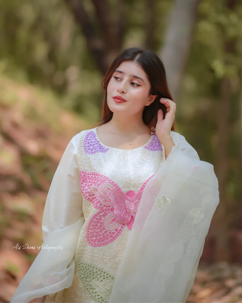 Zulaikha 3pc - Image 2